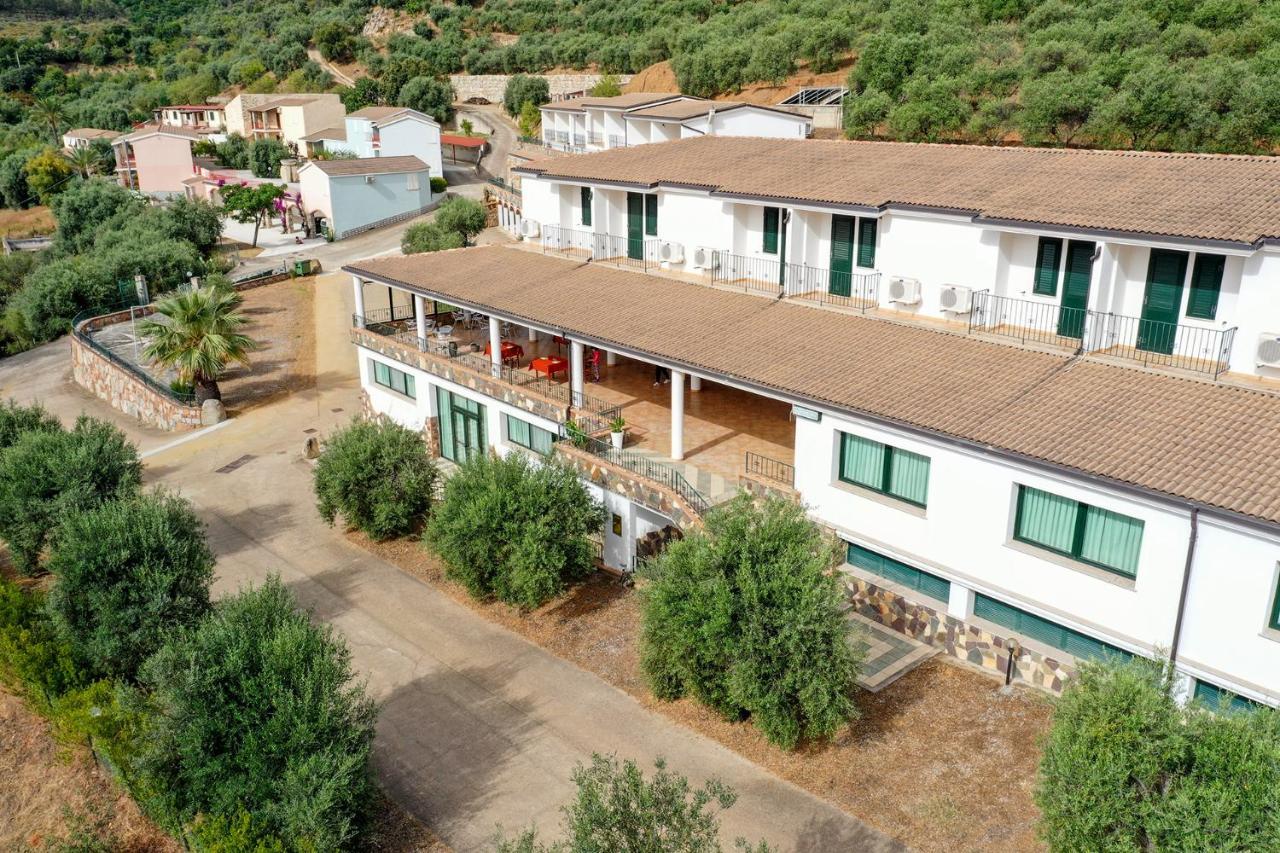 Hotel Is Murtas Jerzu Exterior foto